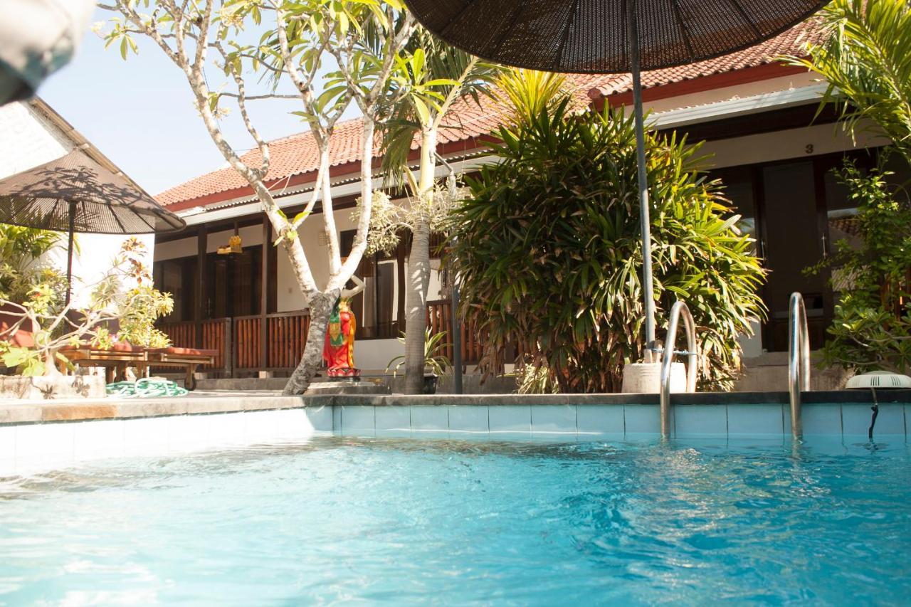 Pantai Bungalow Lembongan Island Esterno foto