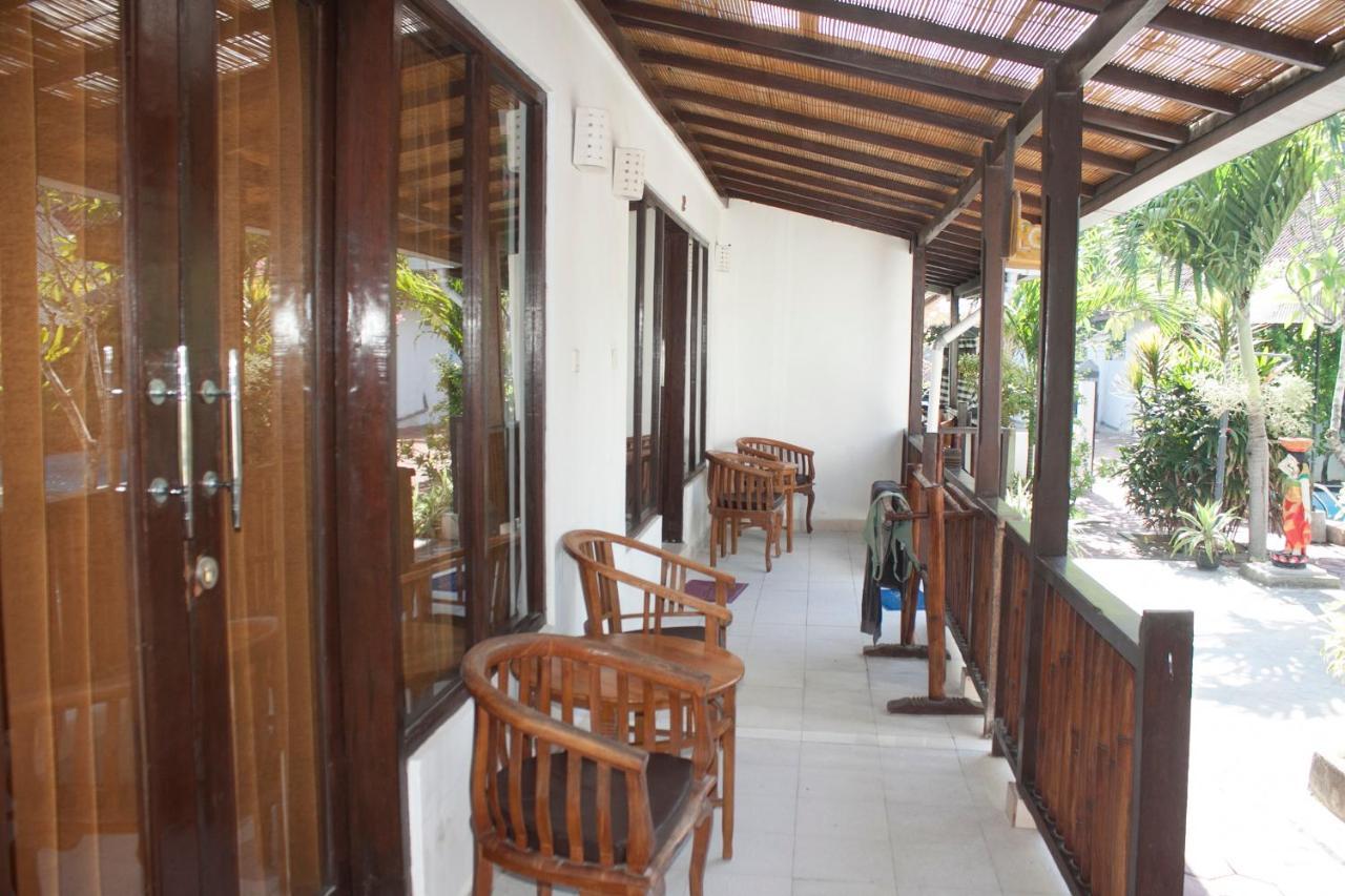 Pantai Bungalow Lembongan Island Esterno foto