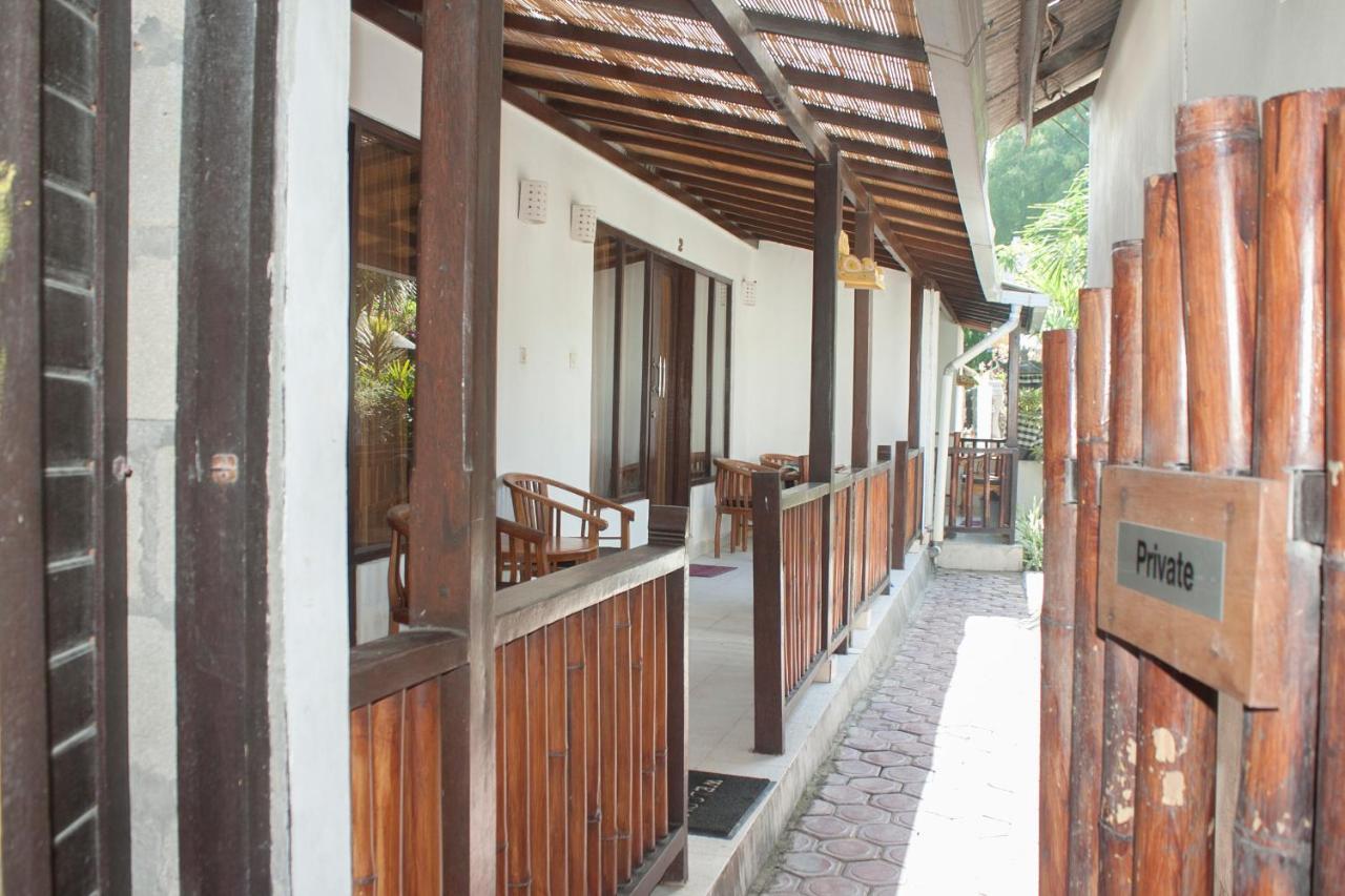 Pantai Bungalow Lembongan Island Esterno foto