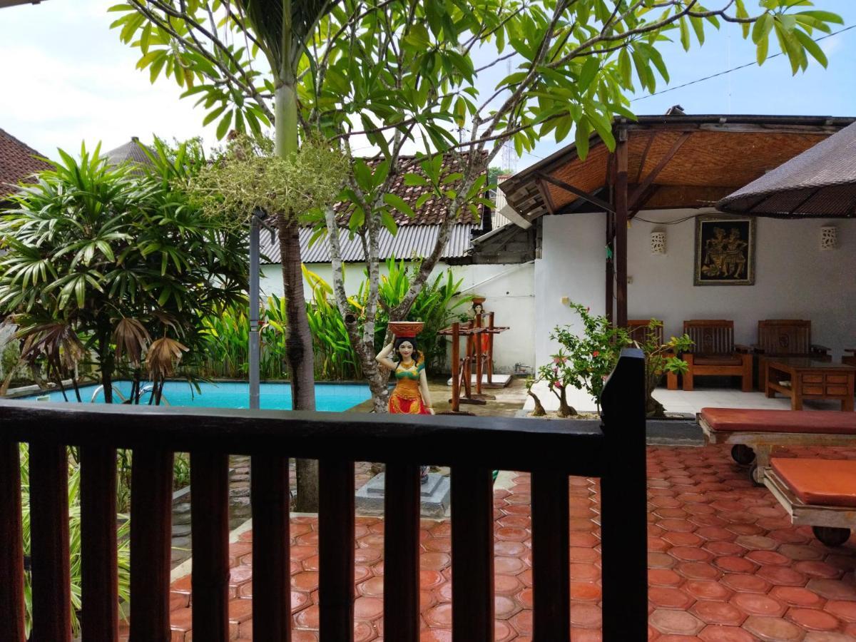 Pantai Bungalow Lembongan Island Esterno foto