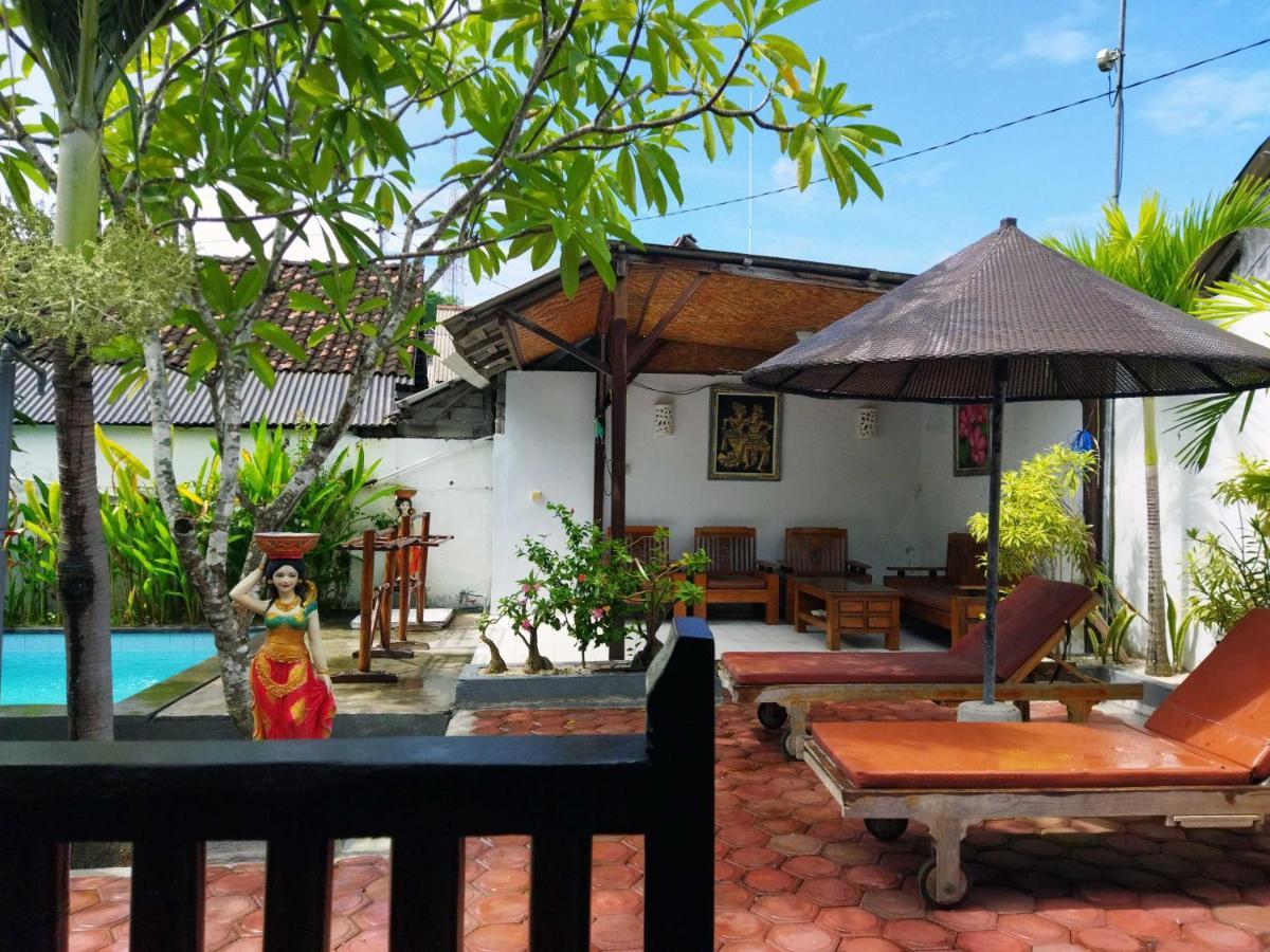 Pantai Bungalow Lembongan Island Esterno foto