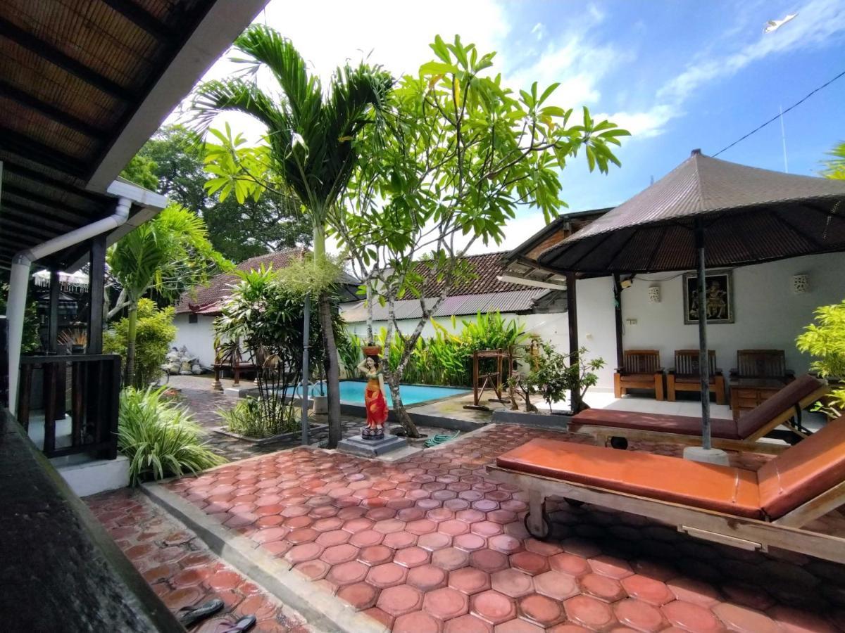 Pantai Bungalow Lembongan Island Esterno foto