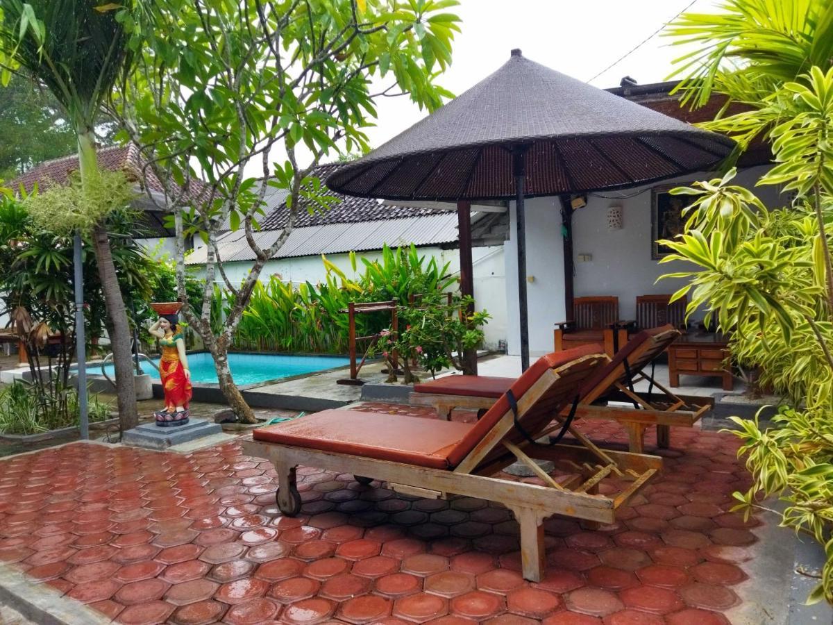 Pantai Bungalow Lembongan Island Esterno foto