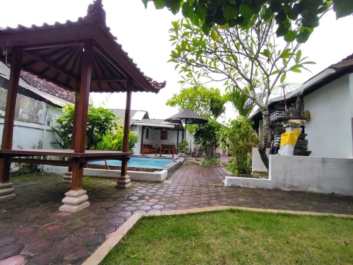 Pantai Bungalow Lembongan Island Esterno foto
