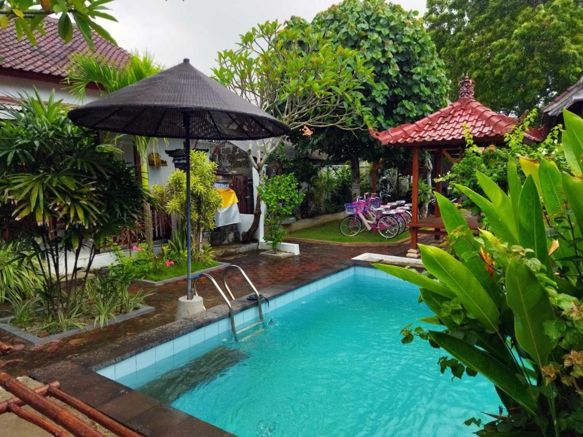 Pantai Bungalow Lembongan Island Esterno foto
