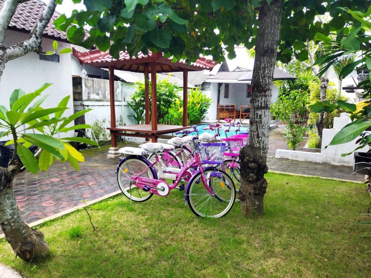 Pantai Bungalow Lembongan Island Esterno foto