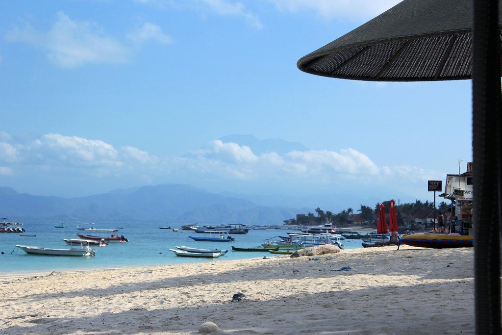 Pantai Bungalow Lembongan Island Esterno foto