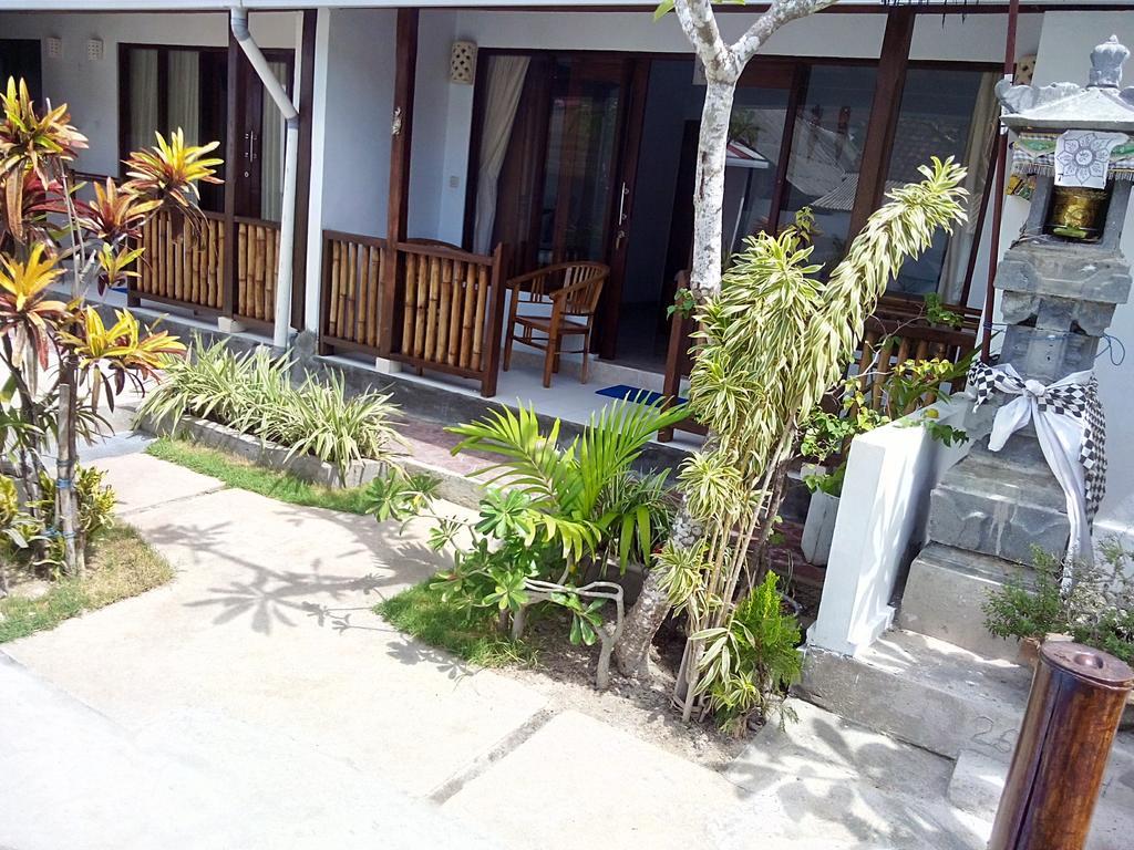 Pantai Bungalow Lembongan Island Esterno foto