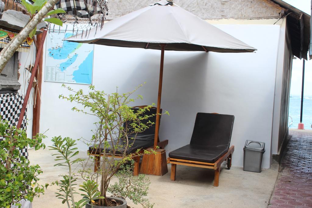 Pantai Bungalow Lembongan Island Esterno foto