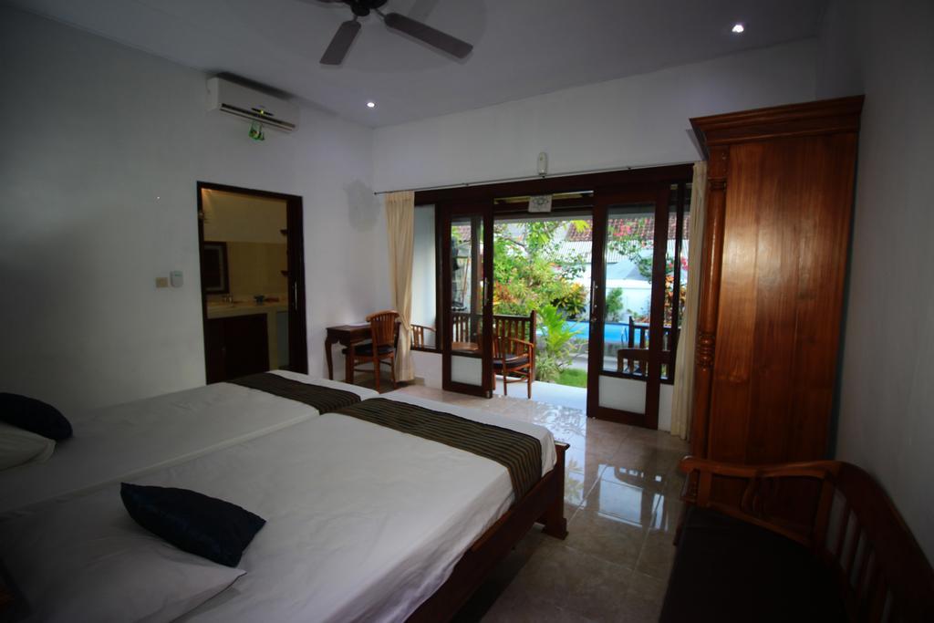 Pantai Bungalow Lembongan Island Esterno foto