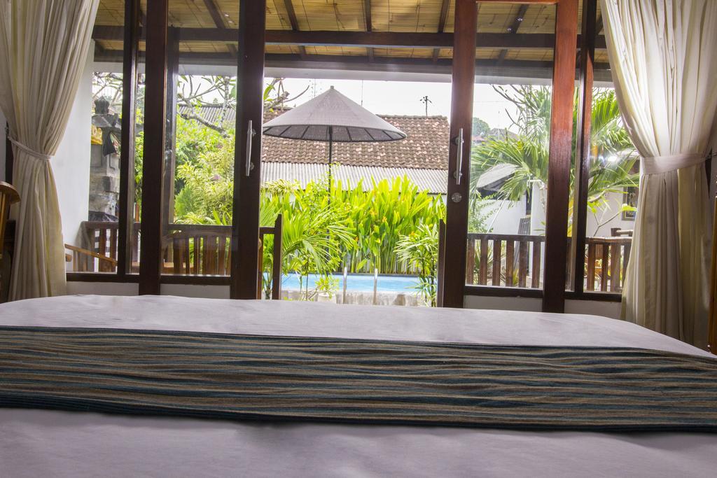 Pantai Bungalow Lembongan Island Esterno foto
